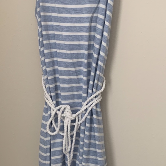 Cupcakes and Cashmere Desi Striped Dress - Picture 3 of 6